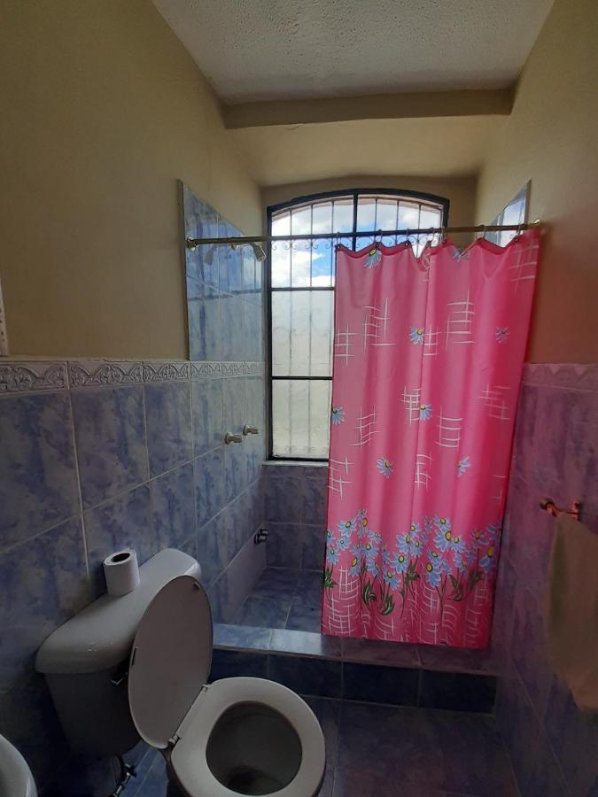 Hostal Mediodia Кито Экстерьер фото