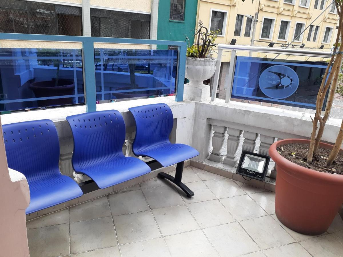 Hostal Mediodia Кито Экстерьер фото